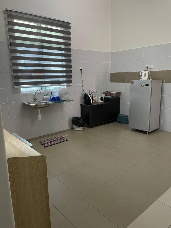 Bungalow Homestay Jasin Perdana Kültér fotó