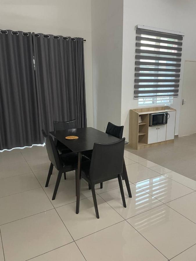 Bungalow Homestay Jasin Perdana Kültér fotó